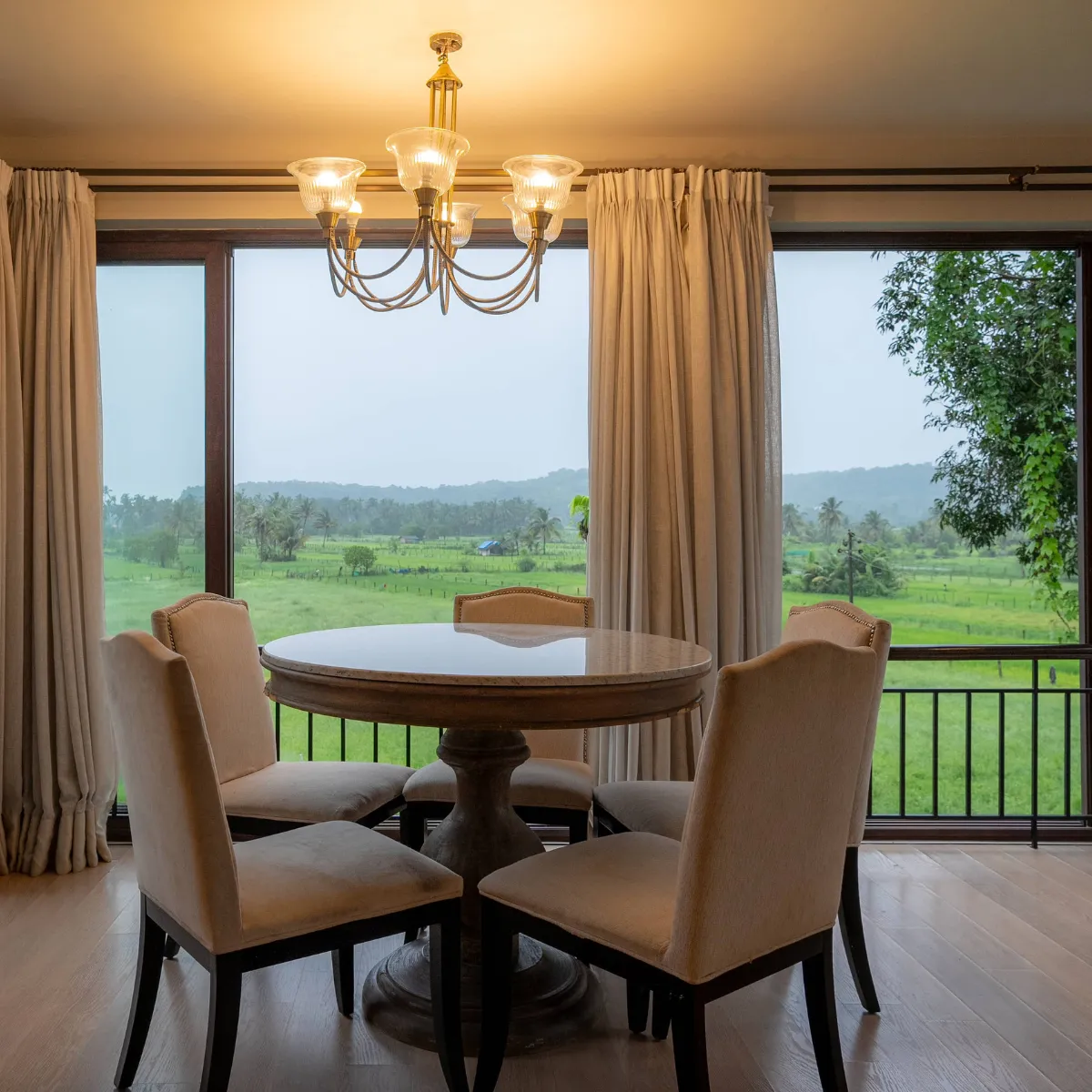 King Size Bed Master Bedroom - Muskan Villa, Goa (10)