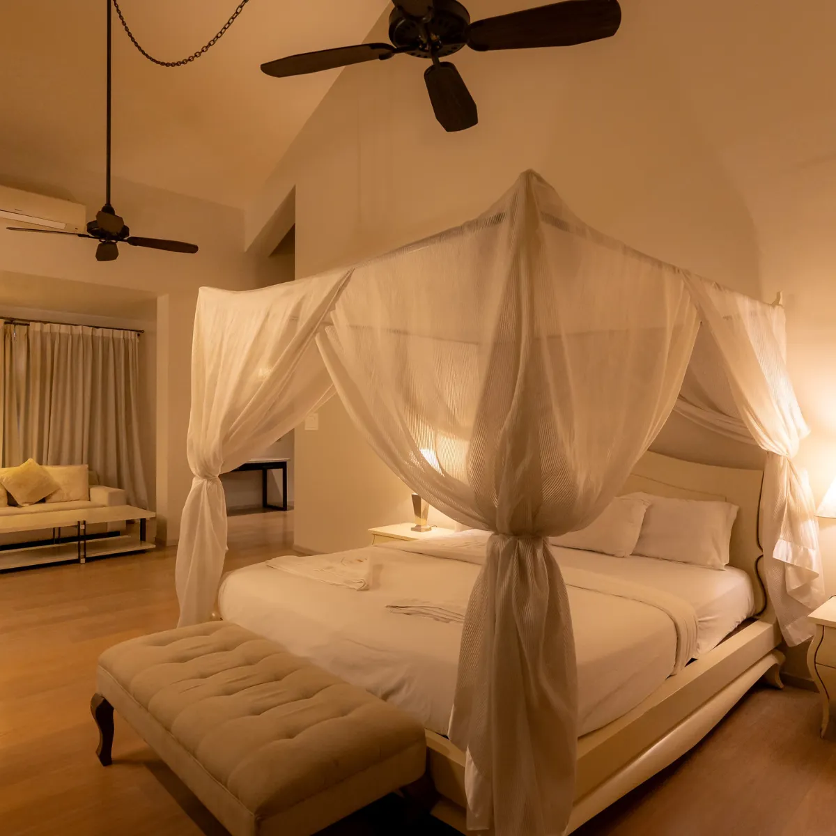 King Size Bed Master Bedroom - Muskan Villa, Goa (16)