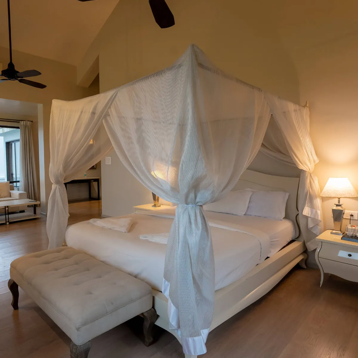 King Size Bed Master Bedroom - Muskan Villa, Goa (3)