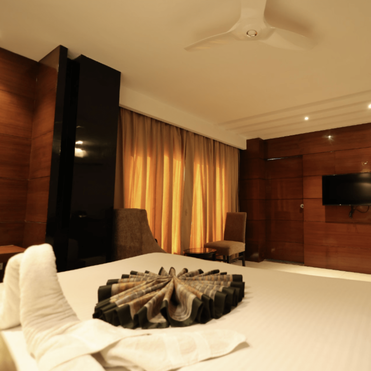 Super Deluxe Room - Hotel Latitude Haridwar