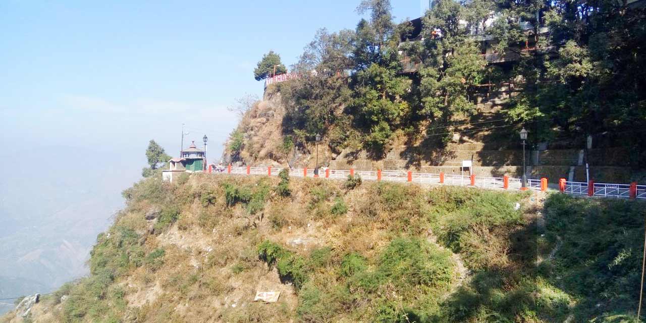 camel-s-back-road-mussoorie-tourism